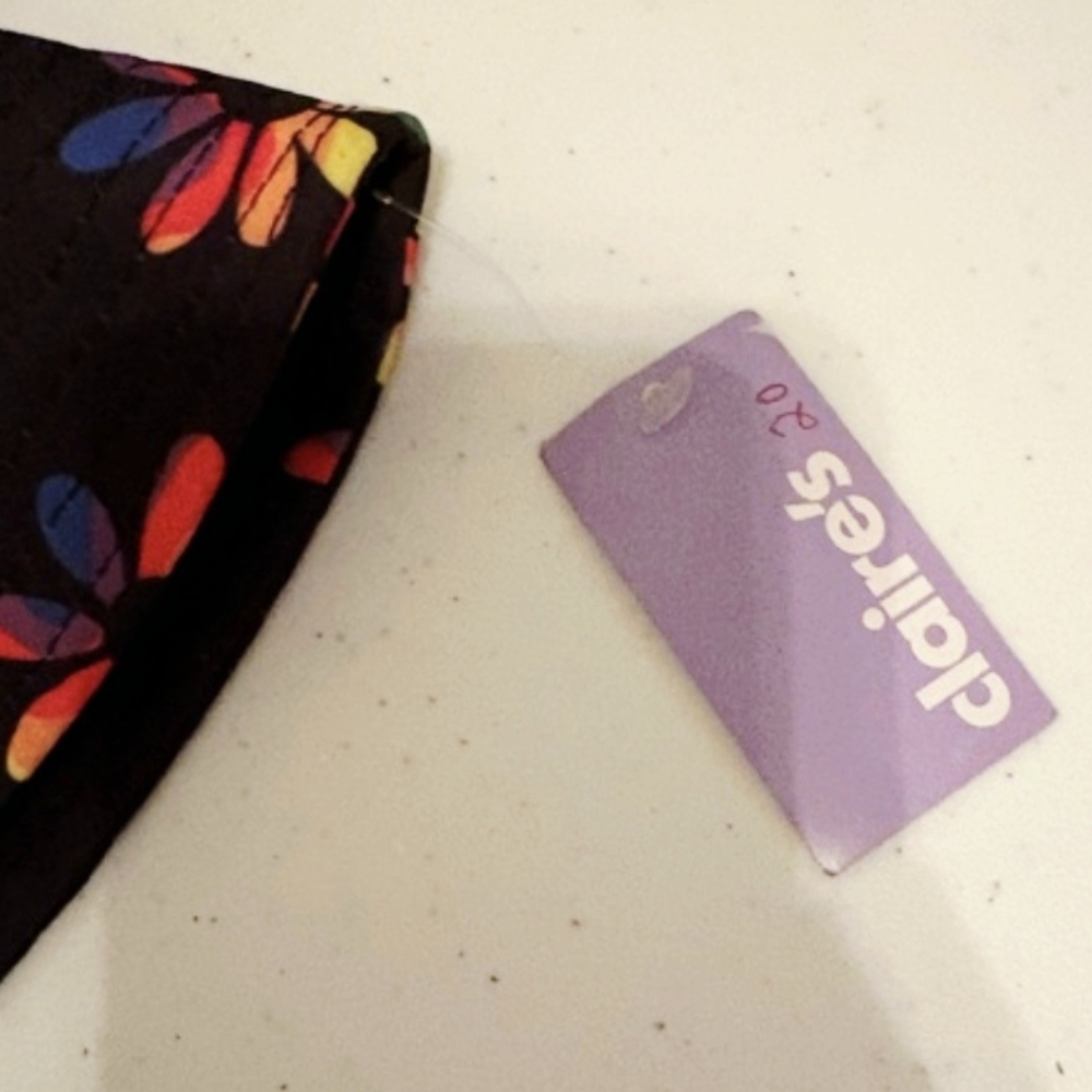 Claire's Flower Smiley Face Bucket Hat - Picture 10 of 11